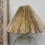 Lámpara Plisada Fibra Natural - Imagen 3